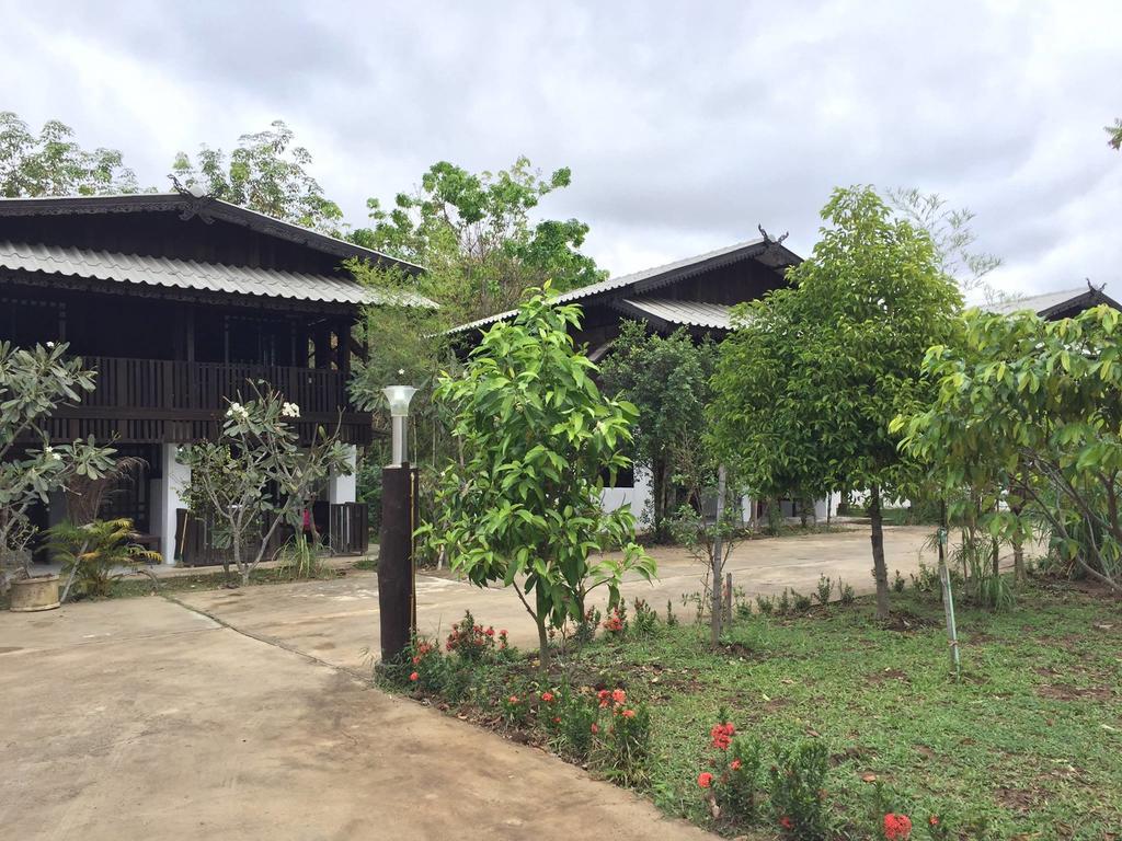 Hora Home Lampang Exteriér fotografie