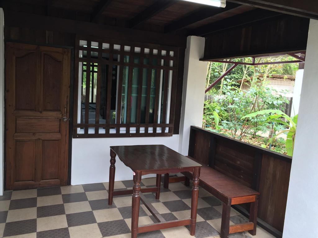 Hora Home Lampang Exteriér fotografie