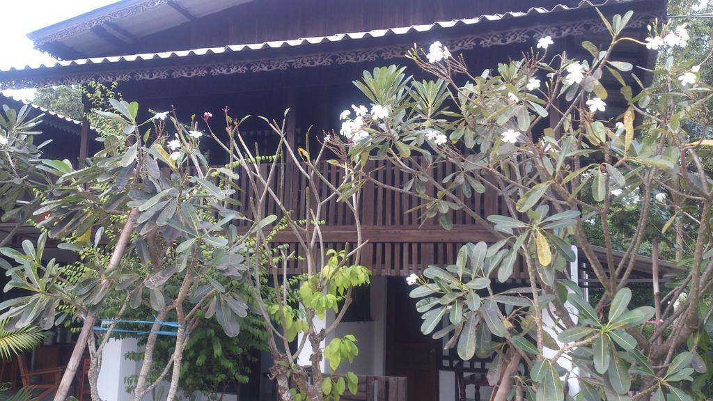 Hora Home Lampang Exteriér fotografie